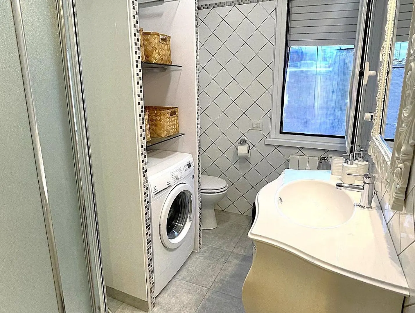 La Casa Libre Metro A Colli Albani 350 M Apartment Rome