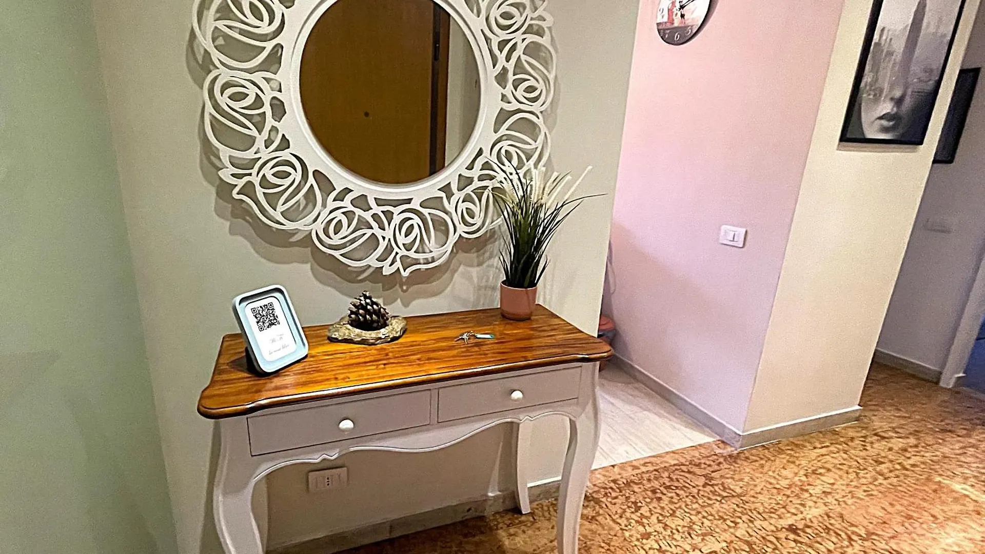La Casa Libre Metro A Colli Albani 350 M Apartment Rome Italy