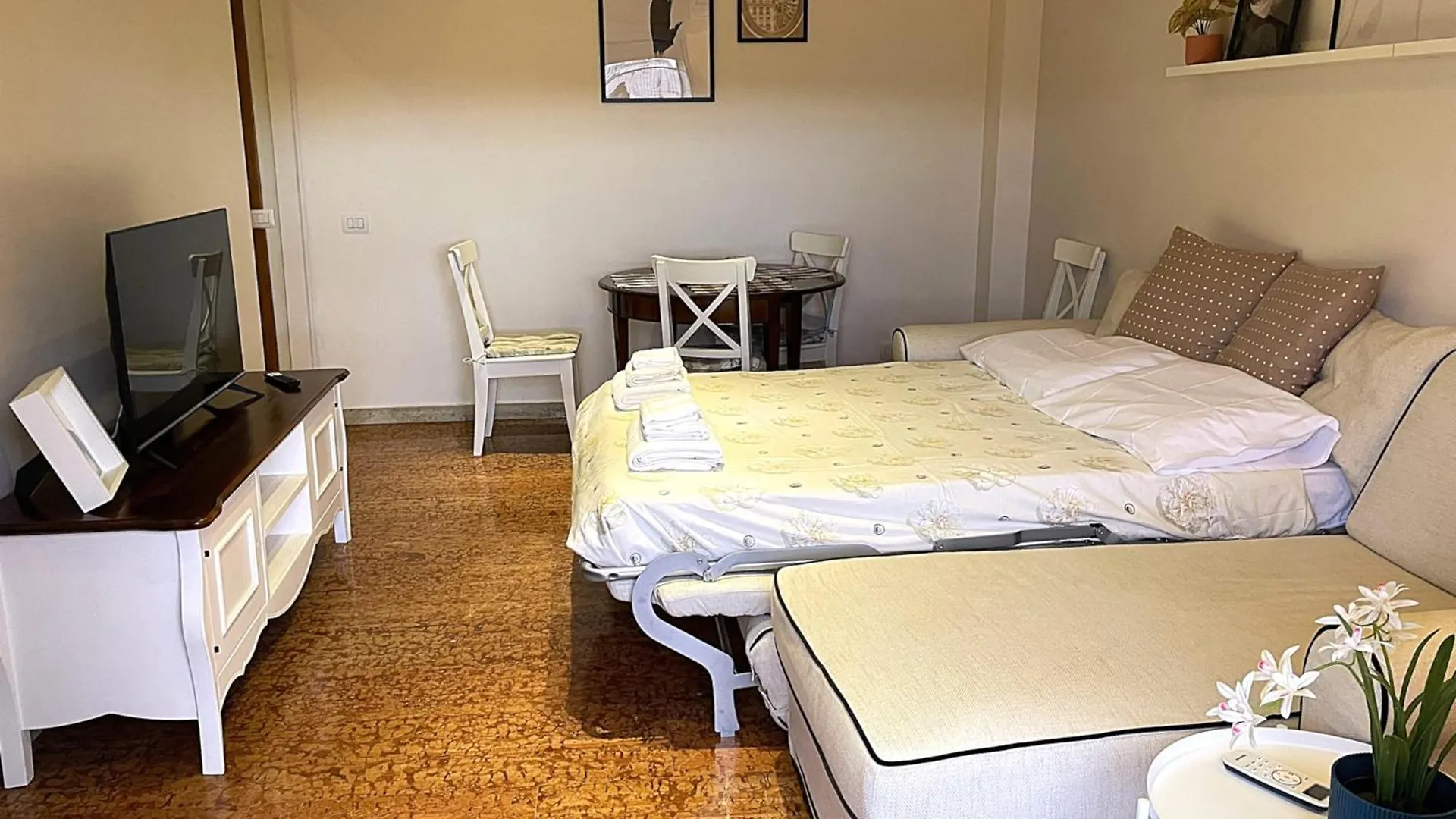 La Casa Libre Metro A Colli Albani 350 M Apartment Rome